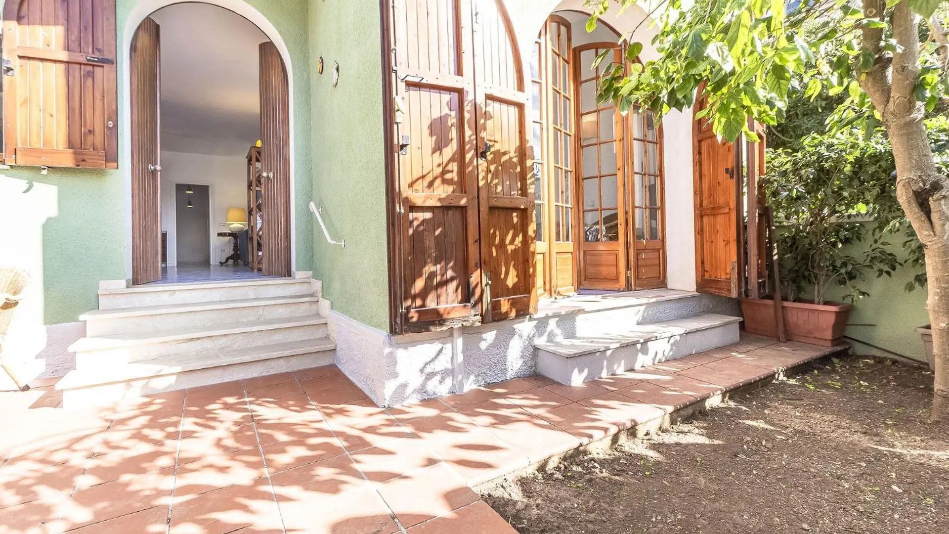 Dom wakacyjny Nura'S - Villa Verde Guest House Alghero