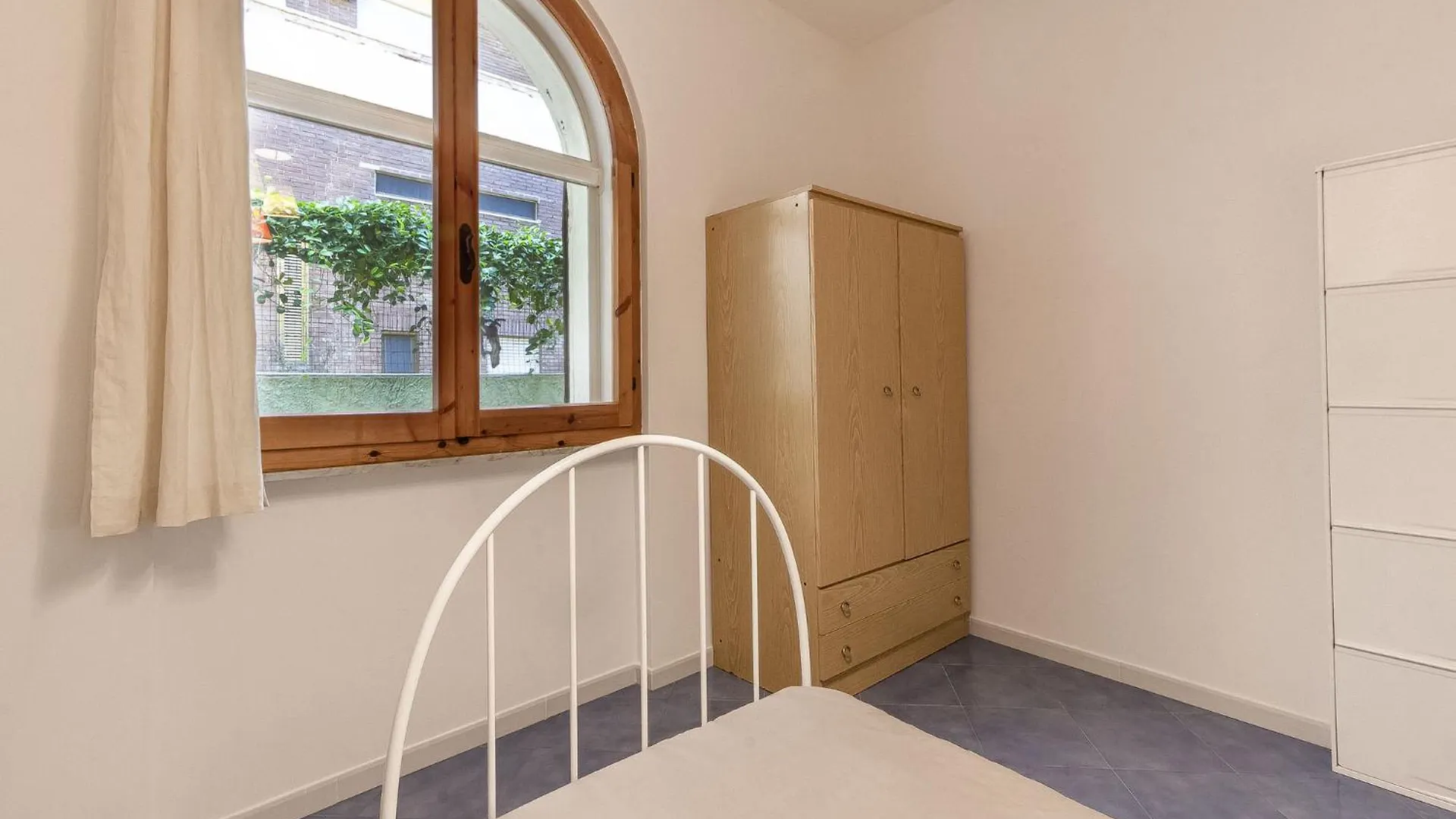 Nura'S - Villa Verde Guest House Alghero