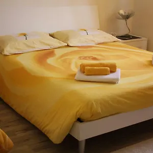 House Of Colours - Relax, Arte E Confort Per Coppie, Famiglie E Gruppi Alghero